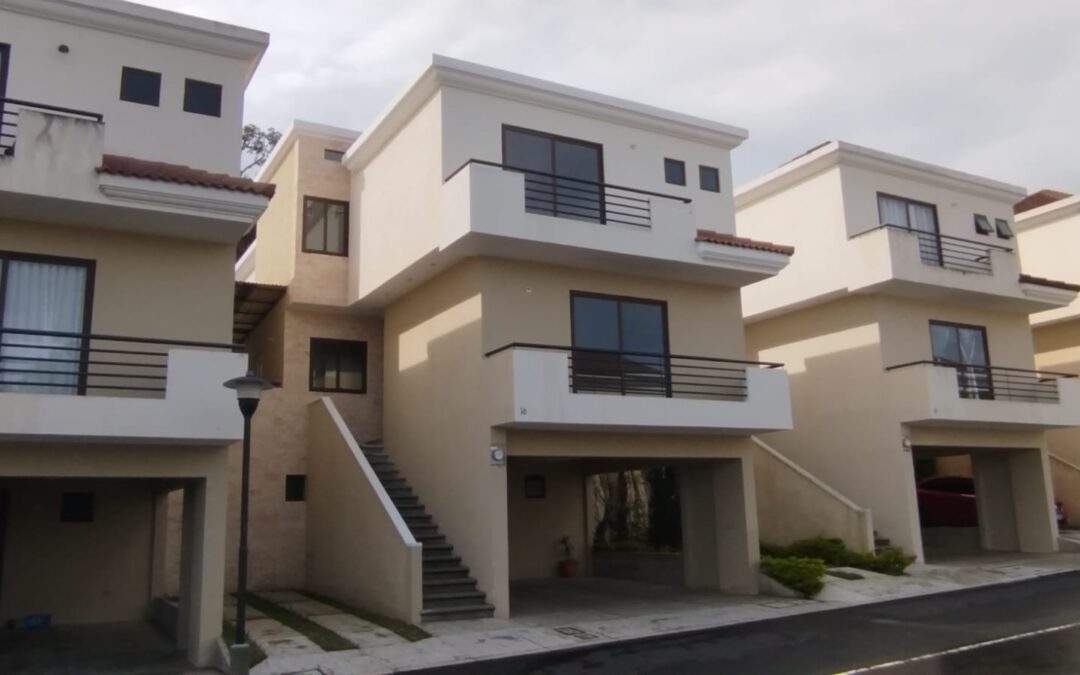 Casa en Renta Vistas de San Isidro, Zona 16